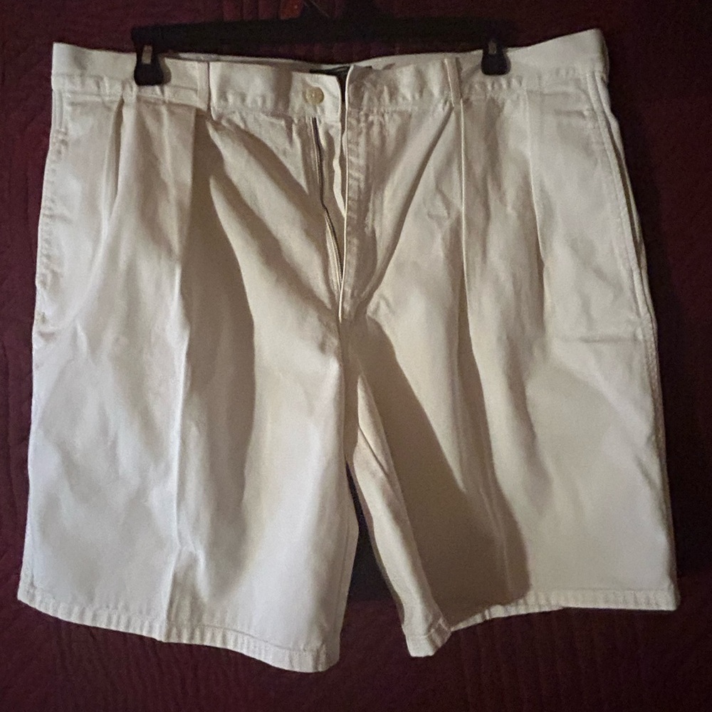 Ralph Lauren Cream Flat Front Men's Shorts